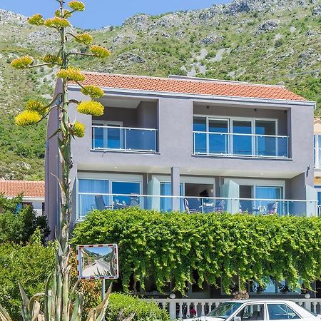 Boutique Flamingo B&B Mlini Luaran gambar