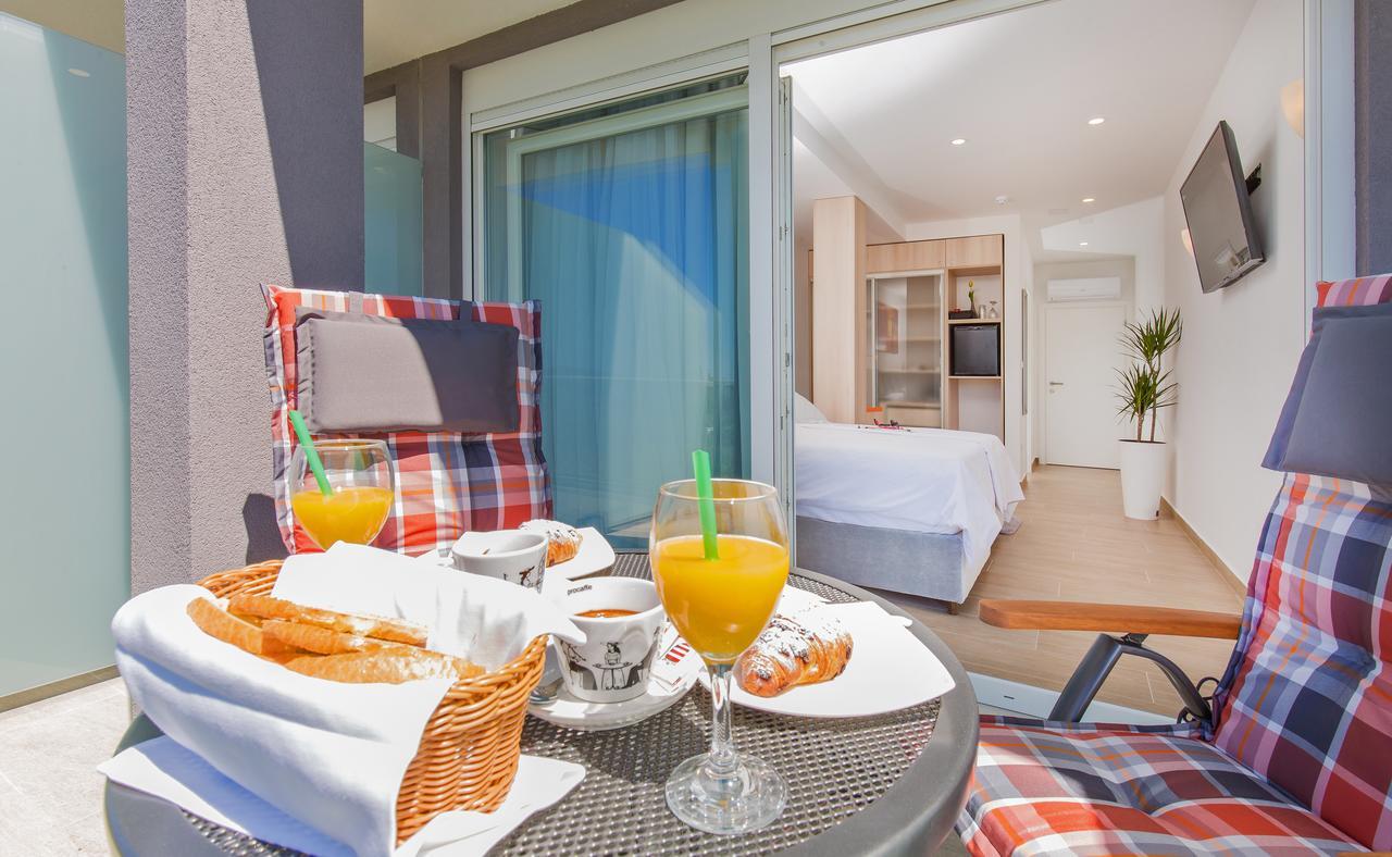 Boutique Flamingo B&B Mlini Luaran gambar