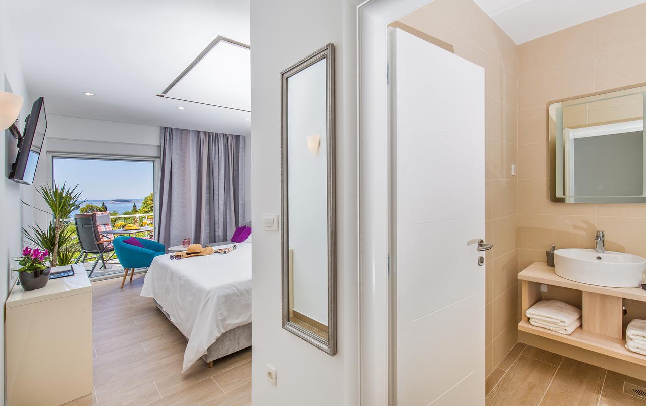 Boutique Flamingo B&B Mlini Luaran gambar