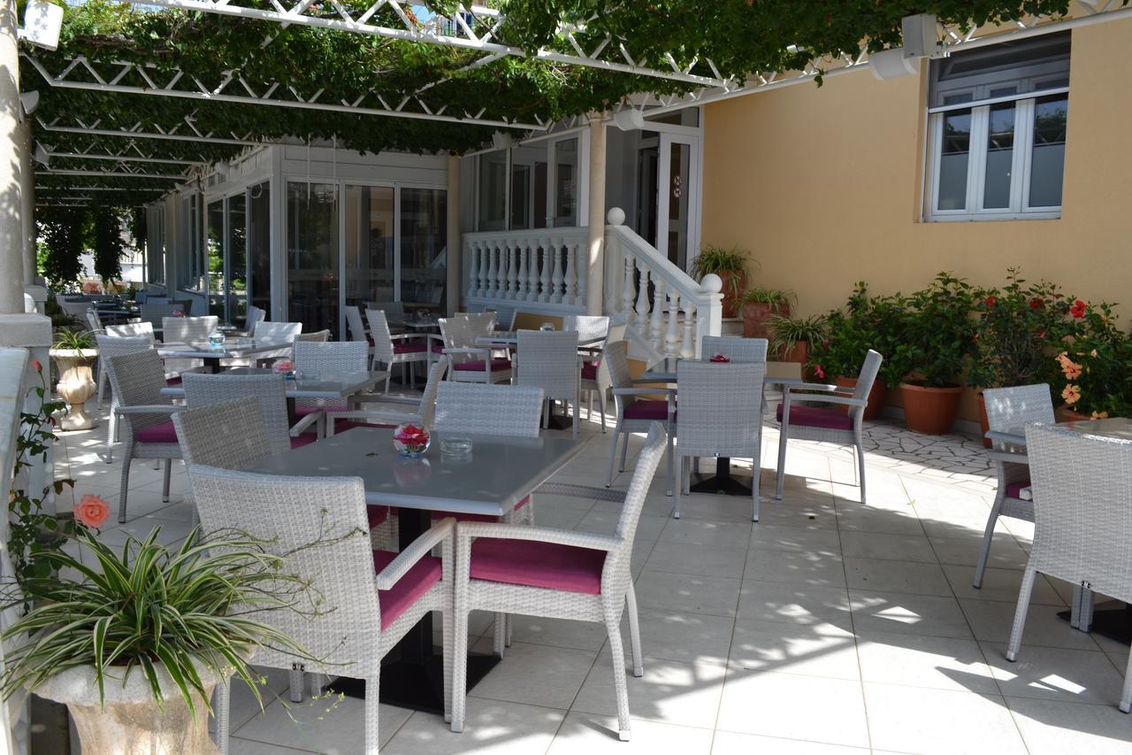 Boutique Flamingo B&B Mlini Luaran gambar