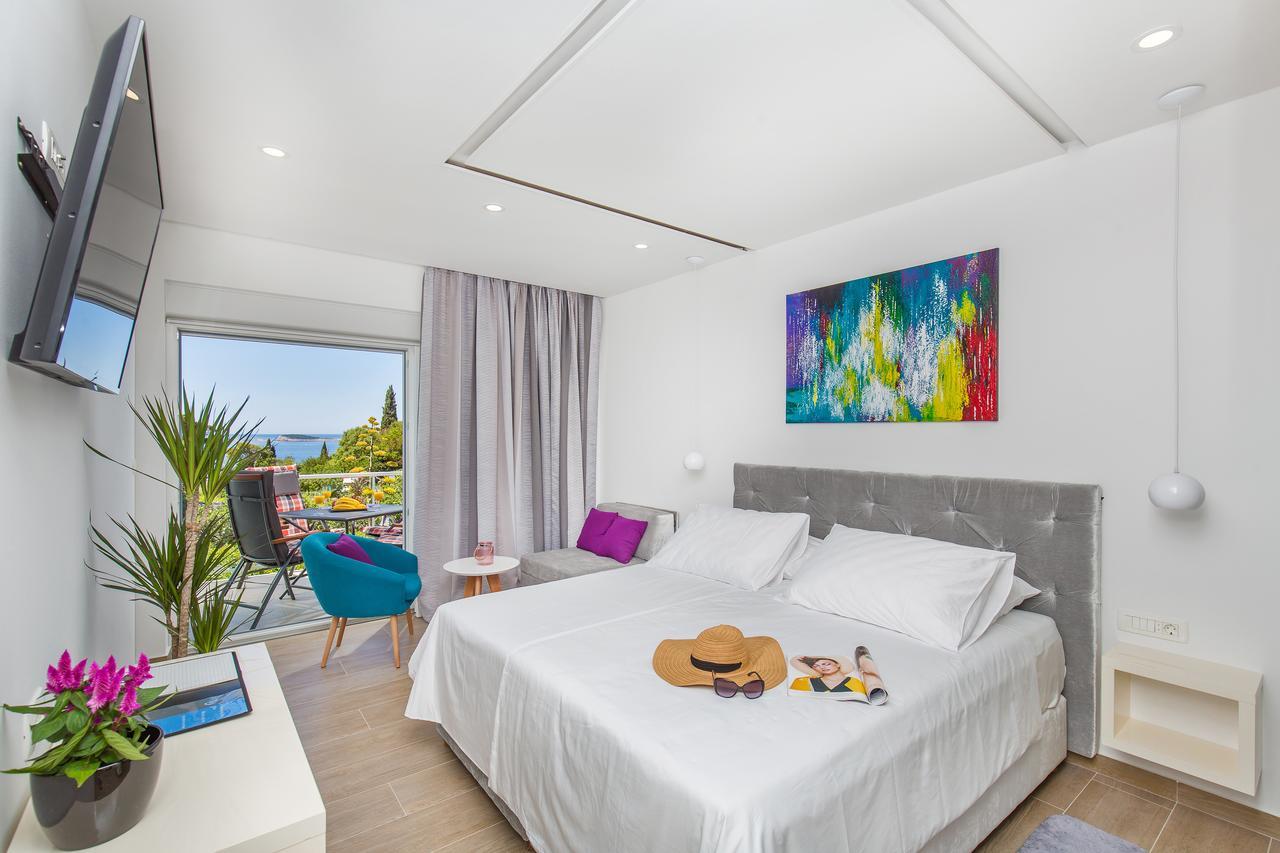 Boutique Flamingo B&B Mlini Luaran gambar